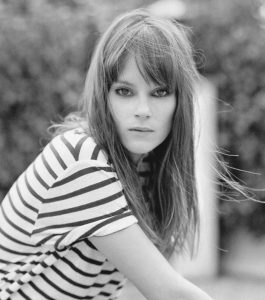 Stephanie-Lapointe_Credit-photo-Shayne-Laverdiere-265x300 ACCUEIL