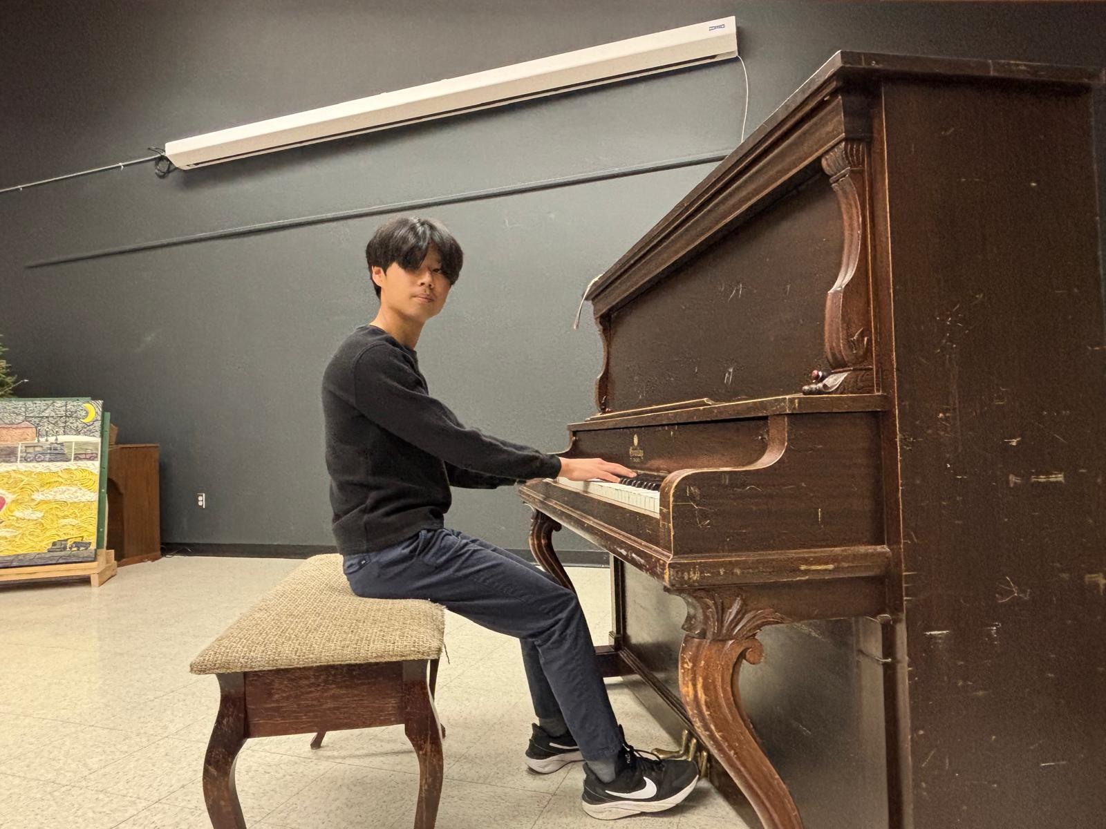WhatsApp-Image-2025-05-22-at-19.33.55-4 Festival de musique à Gravelbourg : la jeunesse en harmonie avec le piano